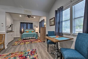 Apartment (0 Bedroom) | Interior