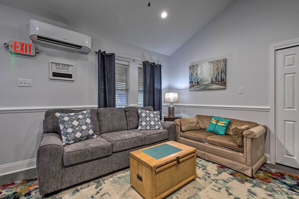 Apartment (0 Bedroom) | Interior