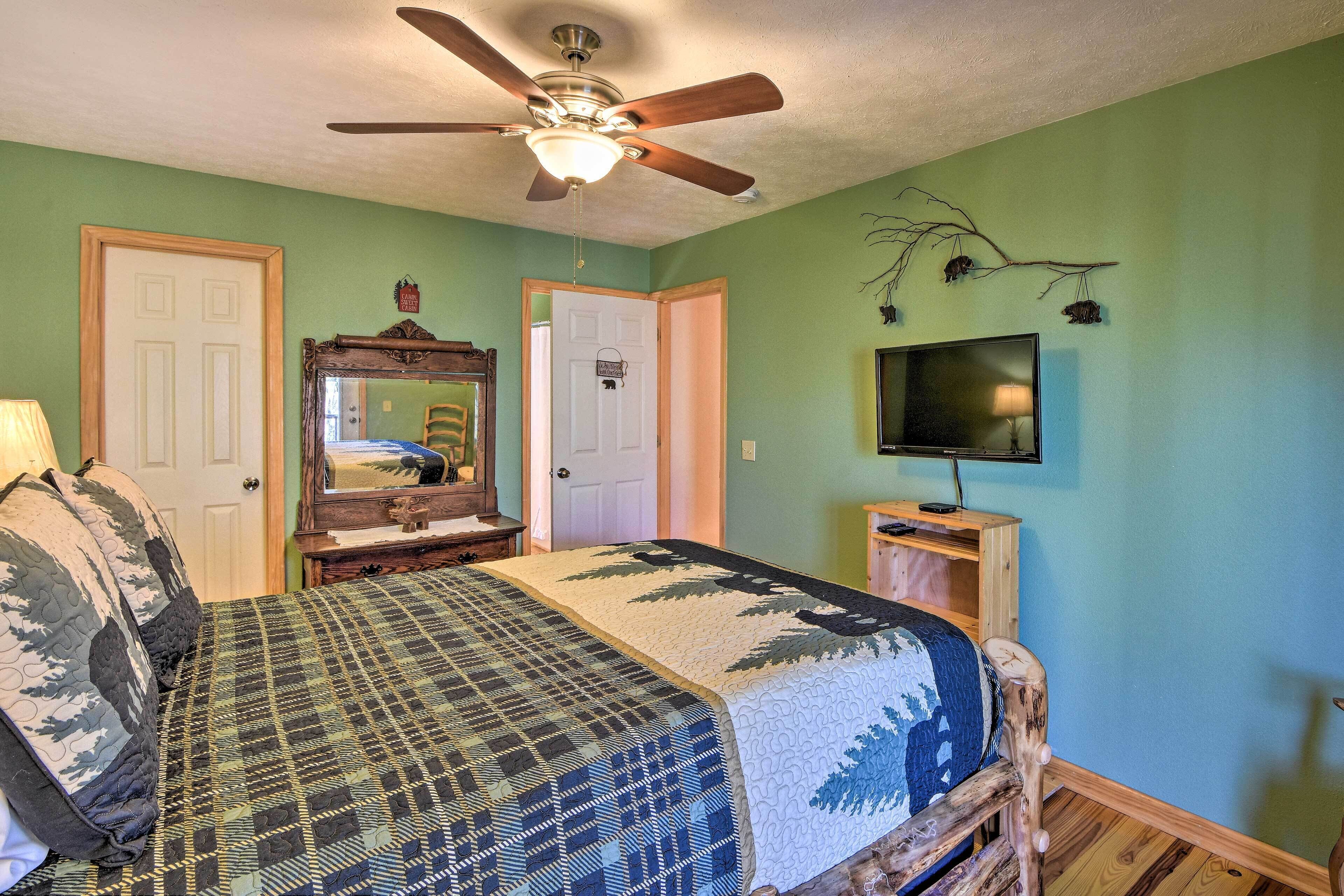 House (3 Bedrooms) | Interior