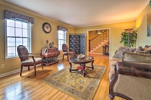 House (4 Bedrooms) | Interior