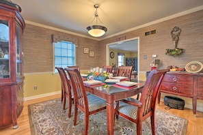 House (4 Bedrooms) | Interior