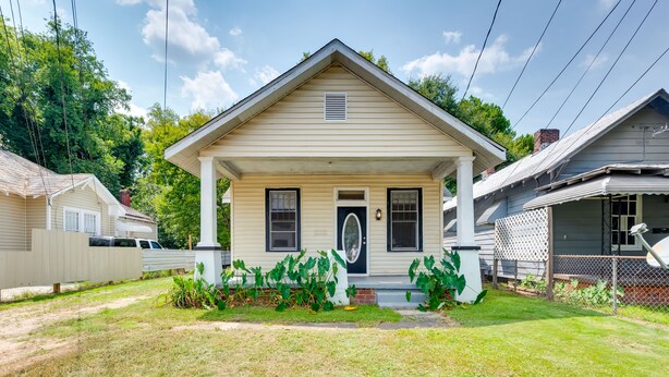 Unclassified image, 1 of 26, button - Quaint Columbus Getaway w/ Patio & Large Yard! (Columbus)
