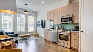 Apartment (2 Bedrooms) | Front of property