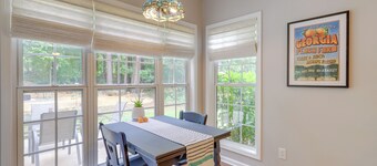 Fayetteville Retreat w/ Hot Tub & Fenced Yard