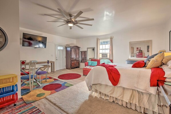 Apartment (0 Bedroom) | Interior - 8 Mi to Stone Mountain Park: Lithonia Studio! (Lithonia)