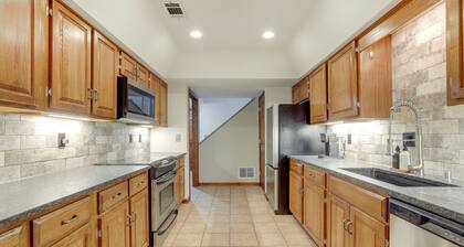 Cozy Smyrna Vacation Rental ~ 1 Mi to The Battery!