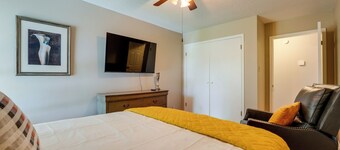 Memphis Vacation Rental Getaway w/ Large Deck