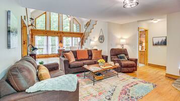 House (3 Bedrooms) | Interior