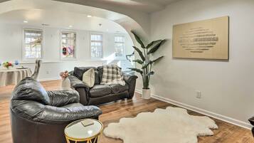 Apartemen (1 Bedroom) | Bagian depan properti