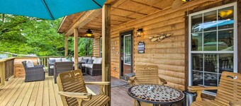 Quiet Tignall Getaway Near Lake w/ Boat Dock