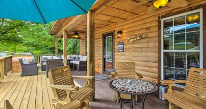 Quiet Tignall Getaway Near Lake w/ Boat Dock