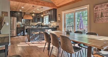 Riverfront Tallulah Falls Cabin w/ Hot Tub!