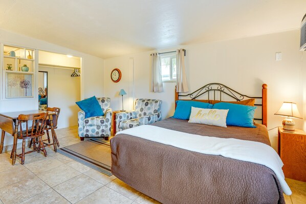 Bed sheets - Budget-friendly Tucson Studio: 2 Mi to University! (Tucson)