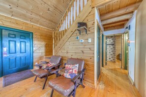 House (3 Bedrooms) | Interior - 16 Mi to Ski Apache: Ruidoso Cabin Rental (Ruidoso)