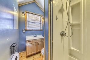 Hus (3 Bedrooms) | Badrum