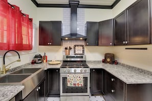 Cottage (2 Bedrooms) | Interior