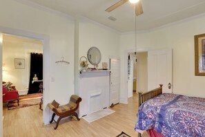 Cottage (2 Bedrooms) | Interior