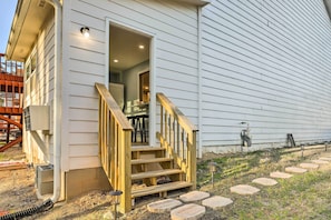 Apartment (0 Bedroom) | Interior - Atlanta Area Studio ~ 3 Mi to Gas South Arena! (Lawrenceville)