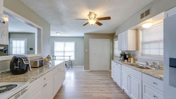 Maison (5 Bedrooms) | Intérieur