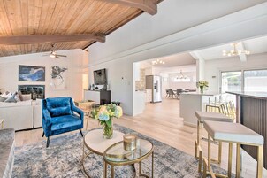 House (5 Bedrooms) | Front of property