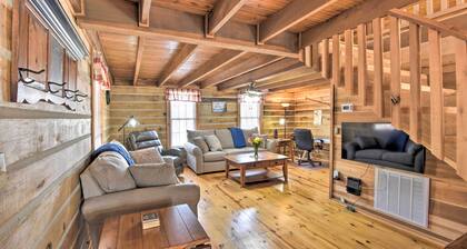 The Lake Place Cabin w/ Golf Cart & Free Kayaks!