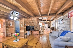 House (1 Bedroom) | Interior