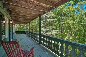 House (4 Bedrooms) | Interior - Serene Sky Valley Family Chalet w/ Fireplace (Dillard)