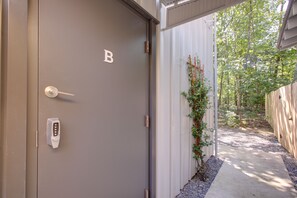 Exterior detail - Cozy Rising Fawn Studio ~ 4 Mi to Cloudland Canyon (Rising Fawn)