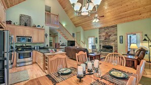 Talo (4 Bedrooms) | Sisätilat
