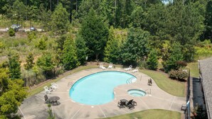 Interior - Lake Oconee Abode w/ Patio, Grill & Fire Pit Table (Eatonton)