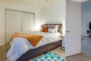 Apartment (1 Bedroom) | Interior - Stone Mountain Hideaway w/ Pool, Near Lake & Golf (Stone Mountain)