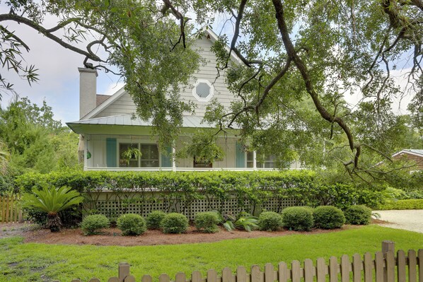 House (4 Bedrooms) | Interior - Bright St. Simons Island Escape: Walk to the Beach (St. Simons Island)