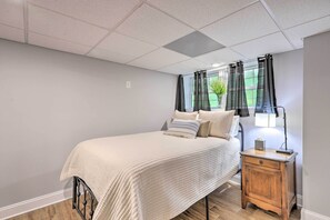 Apartment (2 Bedrooms) | Interior - 21 Mi to Atlanta: Getaway w/ Fire Pit! (Jonesboro)