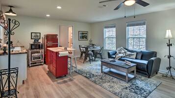 Cottage (2 Bedrooms) | Interior