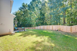 House (3 Bedrooms) | Interior - Atlanta Area Home w/ Yard ~ 2 Mi to Six Flags (Austell)