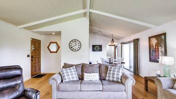 Rumah (4 Bedrooms) | Interior