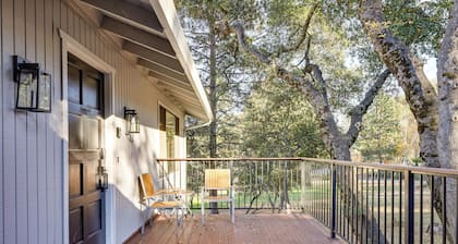 Groveland Home w/ Deck: 2 Mi to Pine Mountain Lake