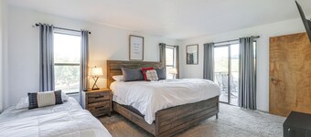 Groveland Home w/ Deck: 2 Mi to Pine Mountain Lake