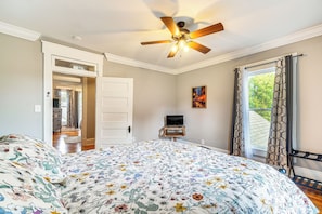 House (6 Bedrooms) | Interior - Spacious Athens Home ~ 1 Mi to Downtown! (Athens)