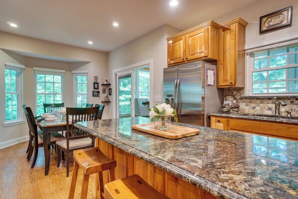 House (4 Bedrooms) | Interior