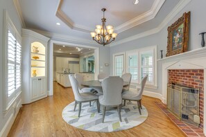 House (4 Bedrooms) | Interior