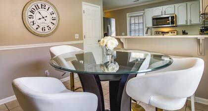 Soothing Savannah Townhome With Patio!