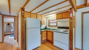 House (1 Bedroom) | Interior