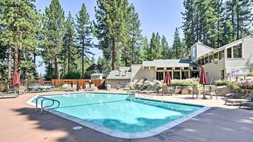 Apartemen (2 Bedrooms) | Bagian depan properti