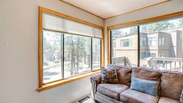 Apartemen (2 Bedrooms) | Interior