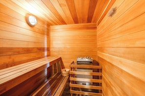 Interior - 2 Mi to Heavenly Mtn Resort: Retreat w/ Sauna! (Zephyr Cove)