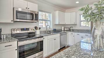 Microwave, oven, stovetop, dishwasher