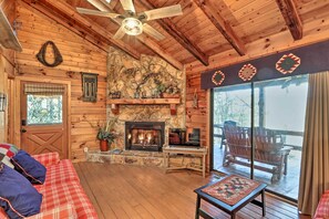 House (3 Bedrooms) | Front of property