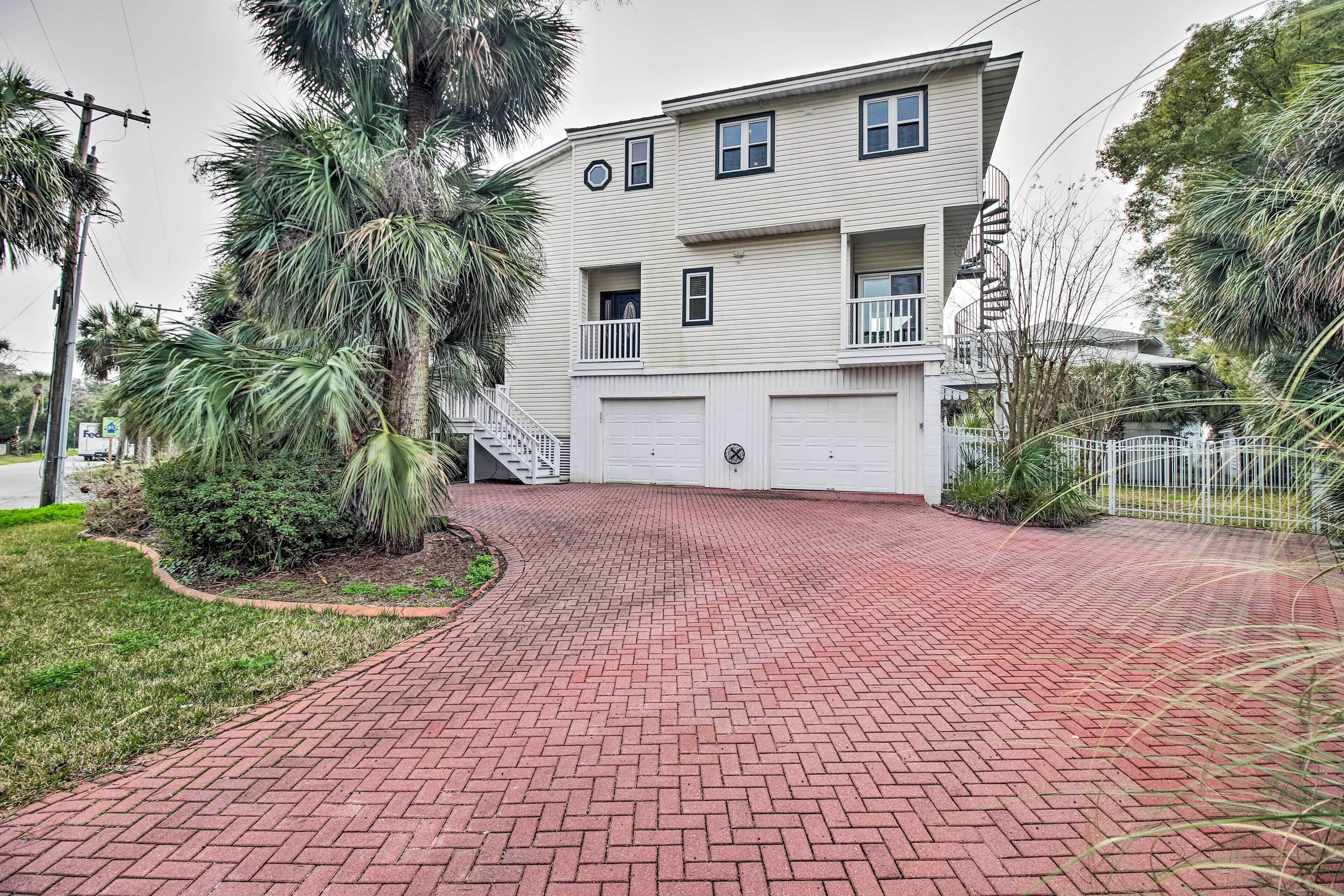 Rumah (2 Bedrooms) | Interior