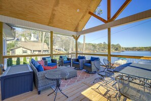 Outdoor dining - Georgia Vacation Rental on Jackson Lake w/ Dock (Jackson)